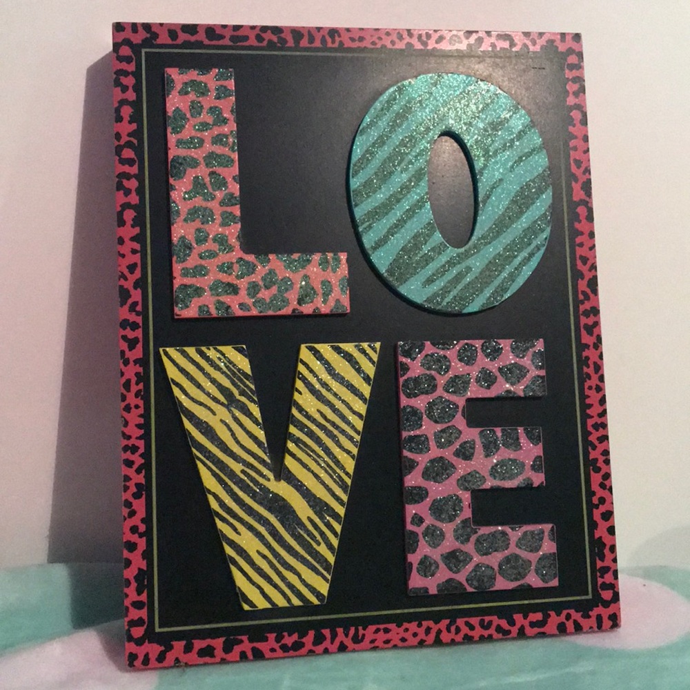 LOVE frame